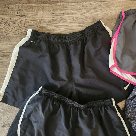 Women's Size Xl Black and Gray Shorts Lot - Nike,Avia, Be Inspired -All Ex Cond - Picture 2 of 6